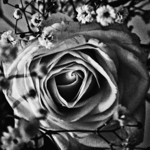 リバーストーンとオニキス ― 天然石の意味